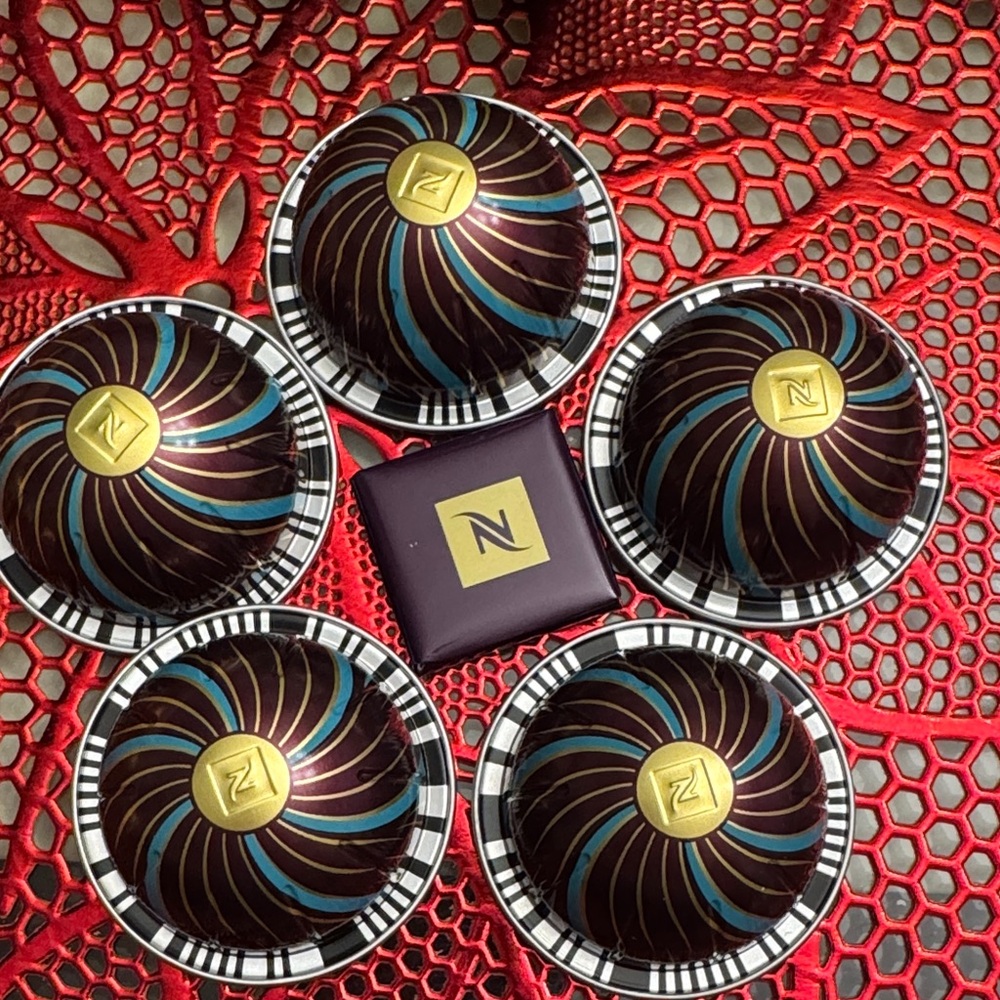 Nespresso VERTUO limted edtion 
FESTIVAL DE BBD